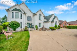 43468 Hoptree Drive, Sterling Heights, MI 48314
