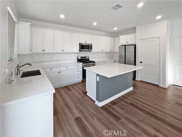 1832 Red Willow, Oceanside, CA 92056