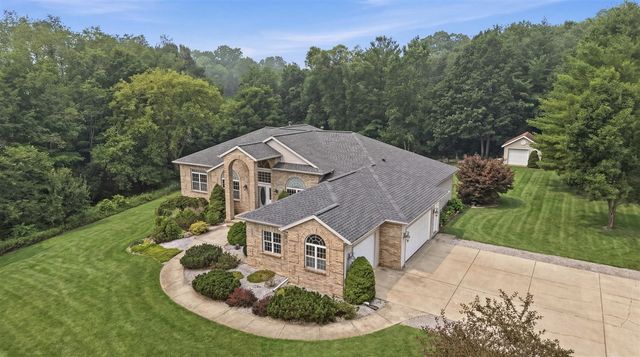 460 Buckshot Drive, Grandville, MI 49418