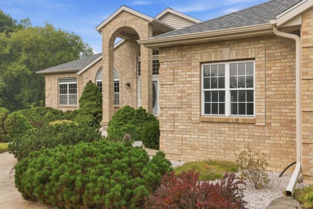 460 Buckshot Drive, Grandville, MI 49418