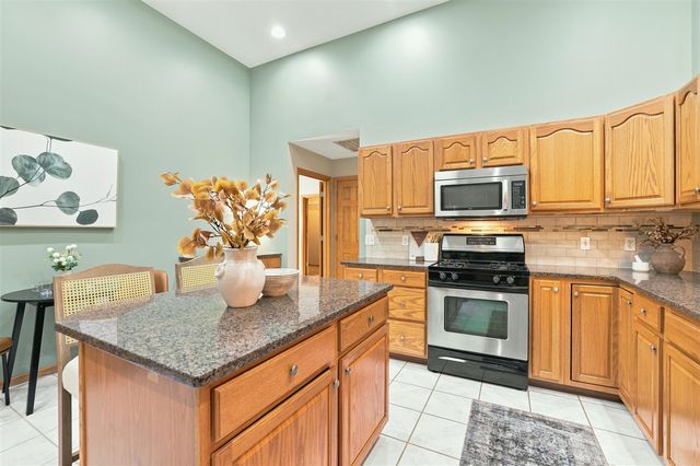 460 Buckshot Drive, Grandville, MI 49418
