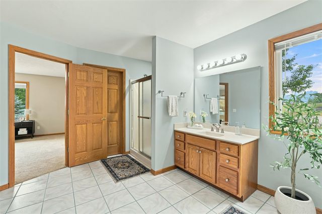 460 Buckshot Drive, Grandville, MI 49418