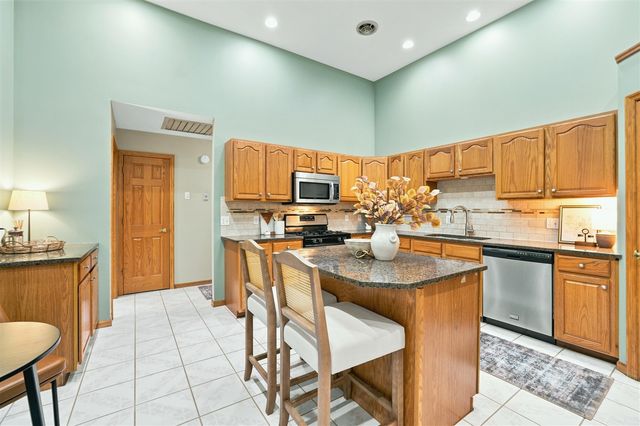 460 Buckshot Drive, Grandville, MI 49418