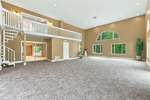 460 Buckshot Drive, Grandville, MI 49418