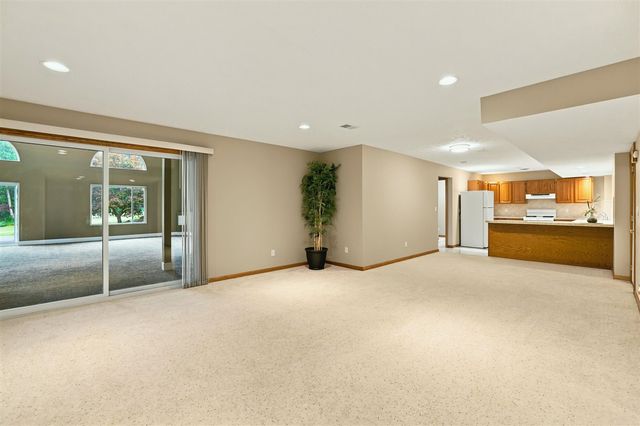 460 Buckshot Drive, Grandville, MI 49418