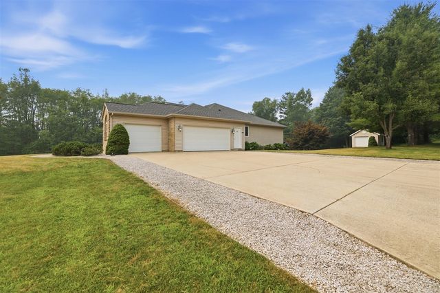 460 Buckshot Drive, Grandville, MI 49418