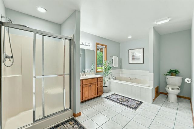 460 Buckshot Drive, Grandville, MI 49418