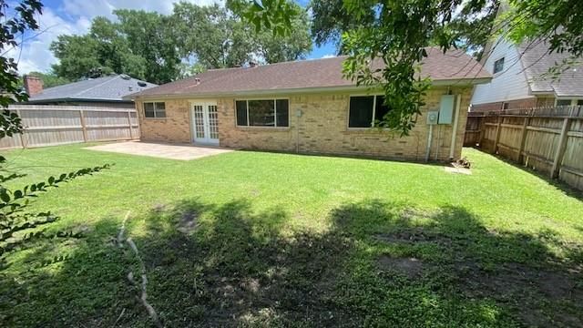 16447 Brookford Drive, Houston, TX 77059