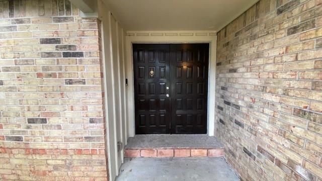 16447 Brookford Drive, Houston, TX 77059