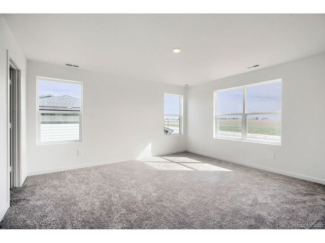 255 Mia Ln, Johnstown, CO 80534