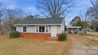 439 Hillcrest Drive, Statesville, NC 28677