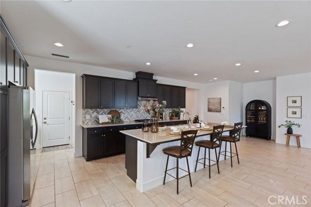 1022 Moonrise, Madera, CA 93636