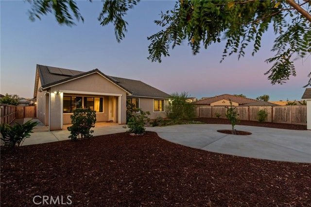 1022 Moonrise, Madera, CA 93636