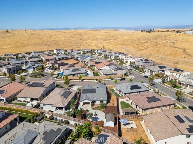 1022 Moonrise, Madera, CA 93636