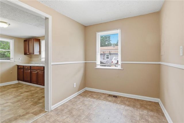 620 Gibbons Drive, Scottdale, GA 30079