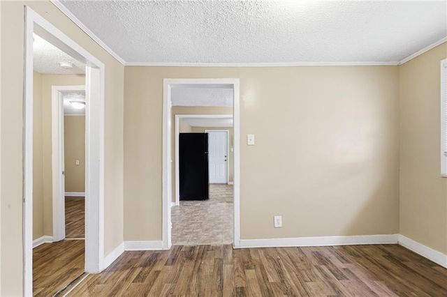 620 Gibbons Drive, Scottdale, GA 30079