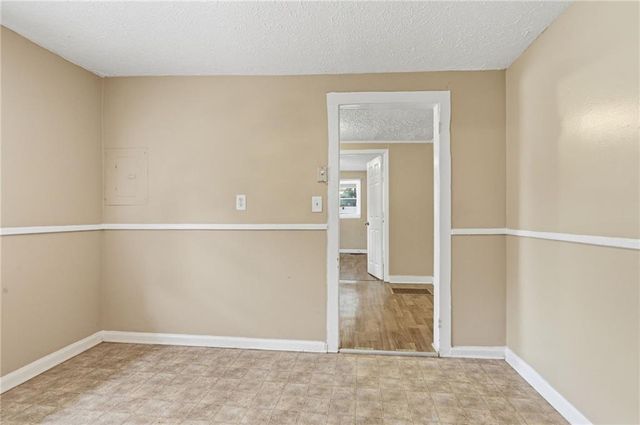 620 Gibbons Drive, Scottdale, GA 30079