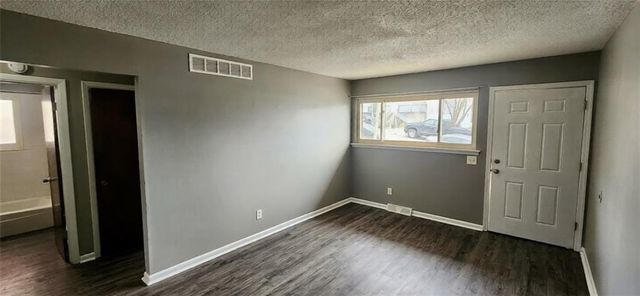 1434 N 63rd Terrace, Kansas City, KS 66102