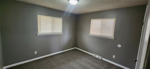 1434 N 63rd Terrace, Kansas City, KS 66102