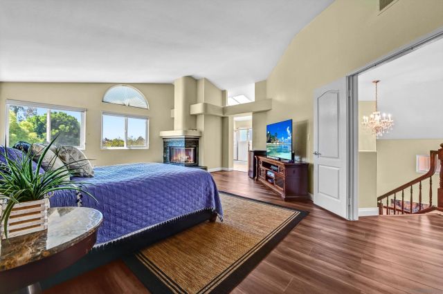 3227 San Tomas Dr, Oceanside, CA 92056