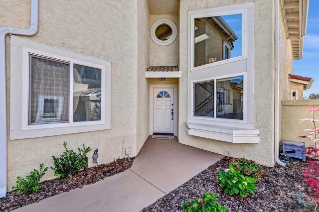 3227 San Tomas Dr, Oceanside, CA 92056