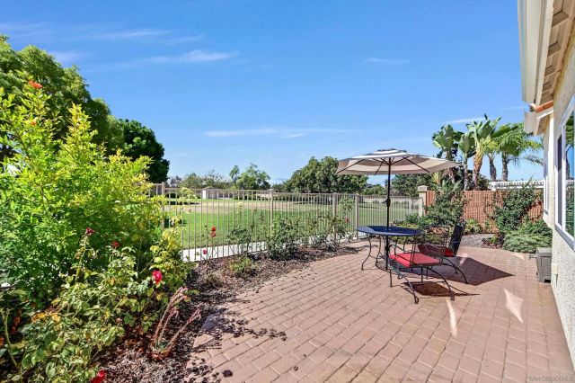 3227 San Tomas Dr, Oceanside, CA 92056