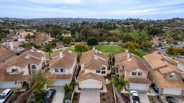 3227 San Tomas Dr, Oceanside, CA 92056
