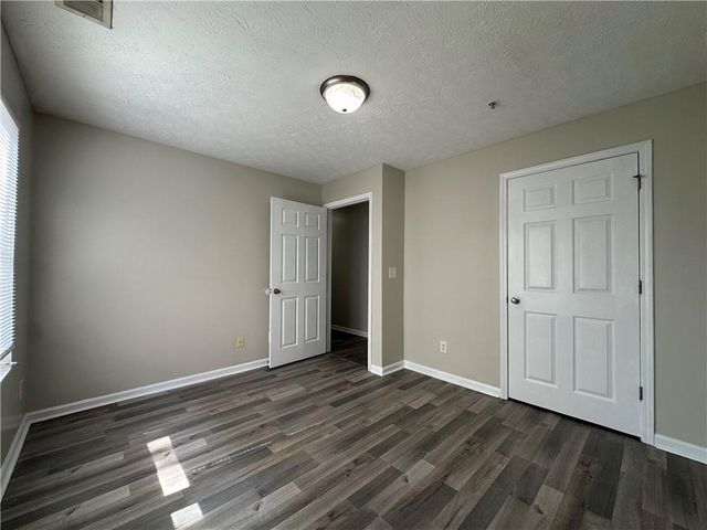 13202 Fairington Ridge Circle, Lithonia, GA 30038