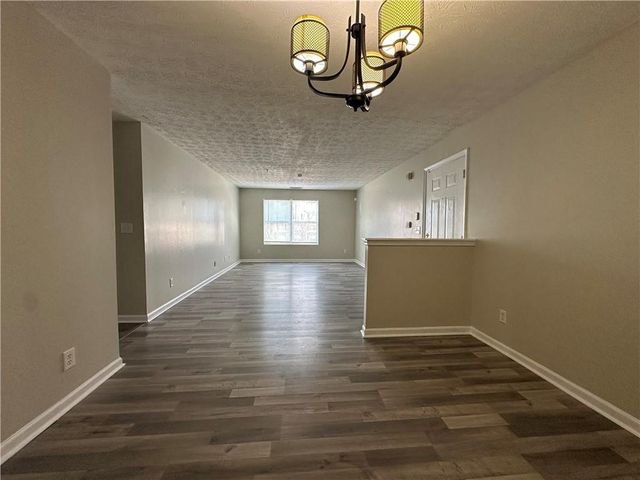 13202 Fairington Ridge Circle, Lithonia, GA 30038