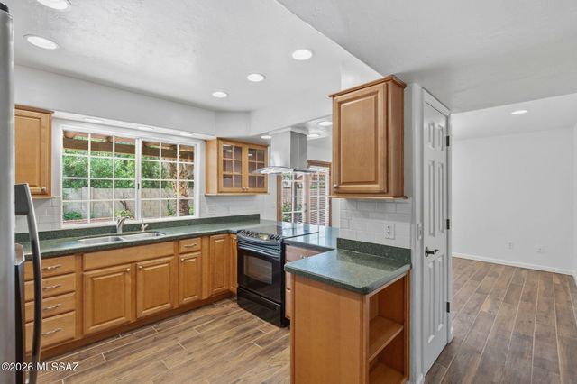 3049 N Palomino Park Loop, Tucson, AZ 85712