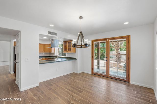 3049 N Palomino Park Loop, Tucson, AZ 85712