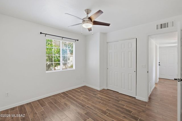 3049 N Palomino Park Loop, Tucson, AZ 85712