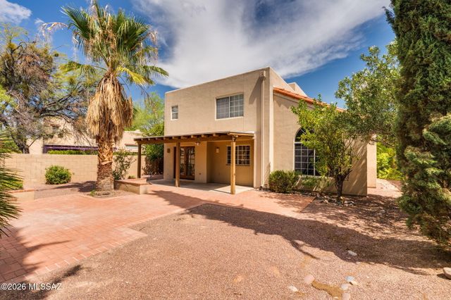 3049 N Palomino Park Loop, Tucson, AZ 85712