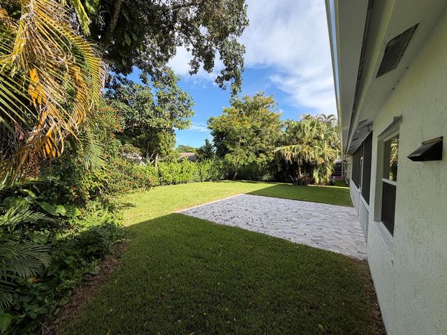 2325 NW 101st Way, Coral Springs, FL 33065