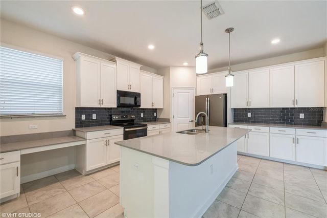 11834 EPIC AVE, Orlando, FL 32832