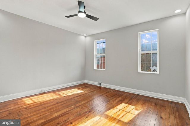 1123 DALY ST, Philadelphia, PA 19148