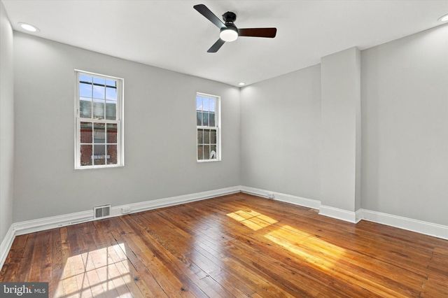 1123 DALY ST, Philadelphia, PA 19148
