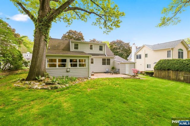46 Kenmore Place, Glen Rock, NJ 07452