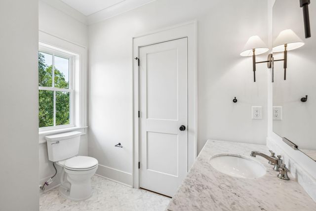 813 Harbour Watch Court, Mount Pleasant, SC 29464