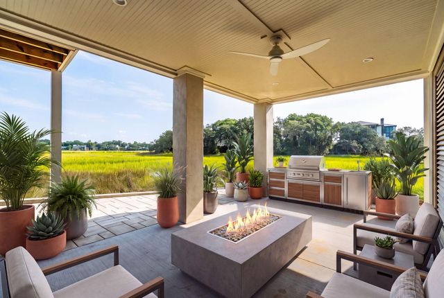 813 Harbour Watch Court, Mount Pleasant, SC 29464