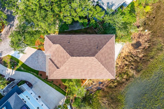 813 Harbour Watch Court, Mount Pleasant, SC 29464