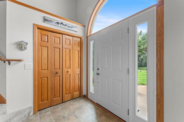 4989 355th Street, North Branch, MN 55056