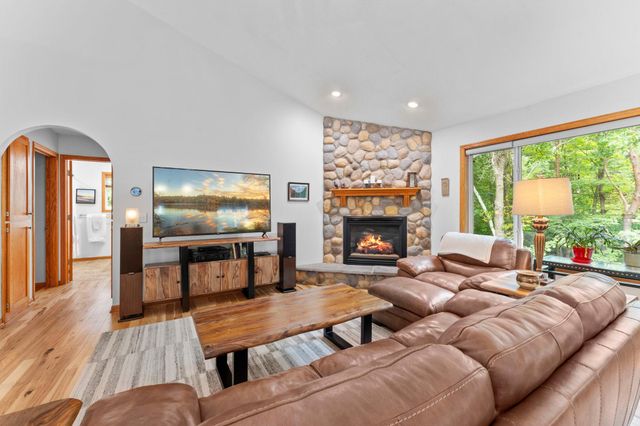 4989 355th Street, North Branch, MN 55056