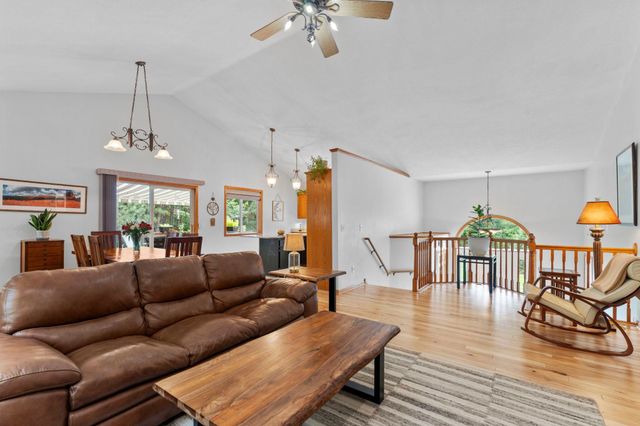4989 355th Street, North Branch, MN 55056
