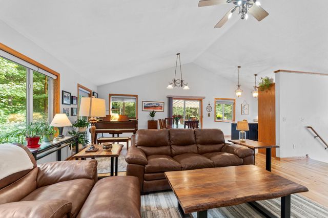 4989 355th Street, North Branch, MN 55056