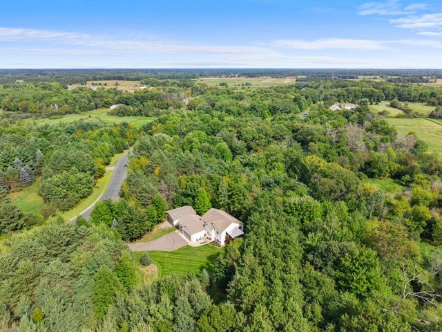 4989 355th Street, North Branch, MN 55056