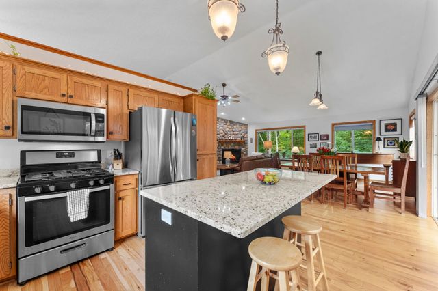 4989 355th Street, North Branch, MN 55056