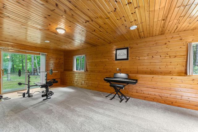4989 355th Street, North Branch, MN 55056
