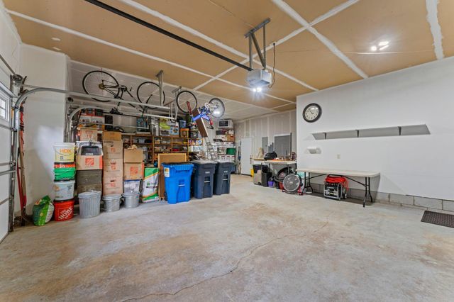 4989 355th Street, North Branch, MN 55056