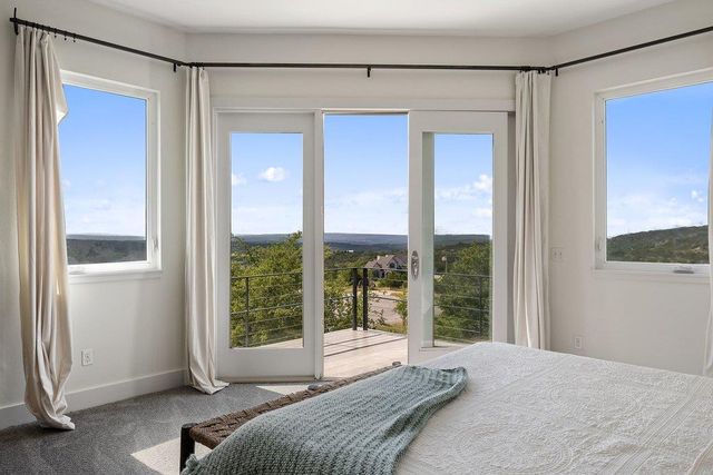 360 Stacey Ann CV, Dripping Springs, TX 78620